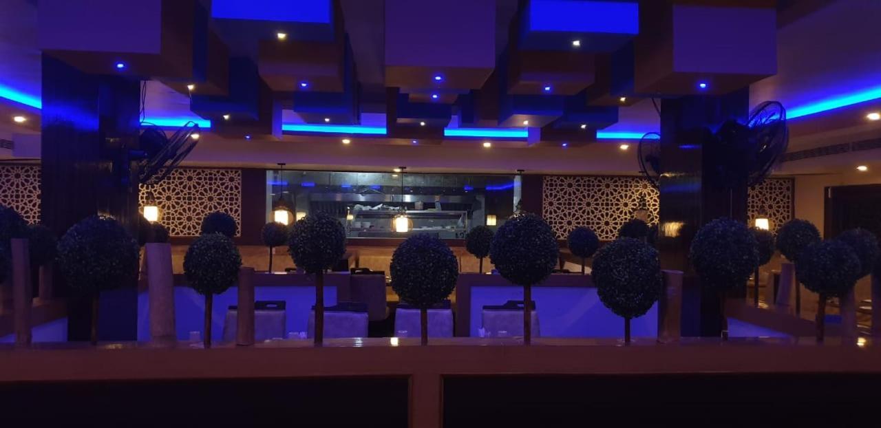 Hotel Fortune M R Grands Suluru 外观 照片