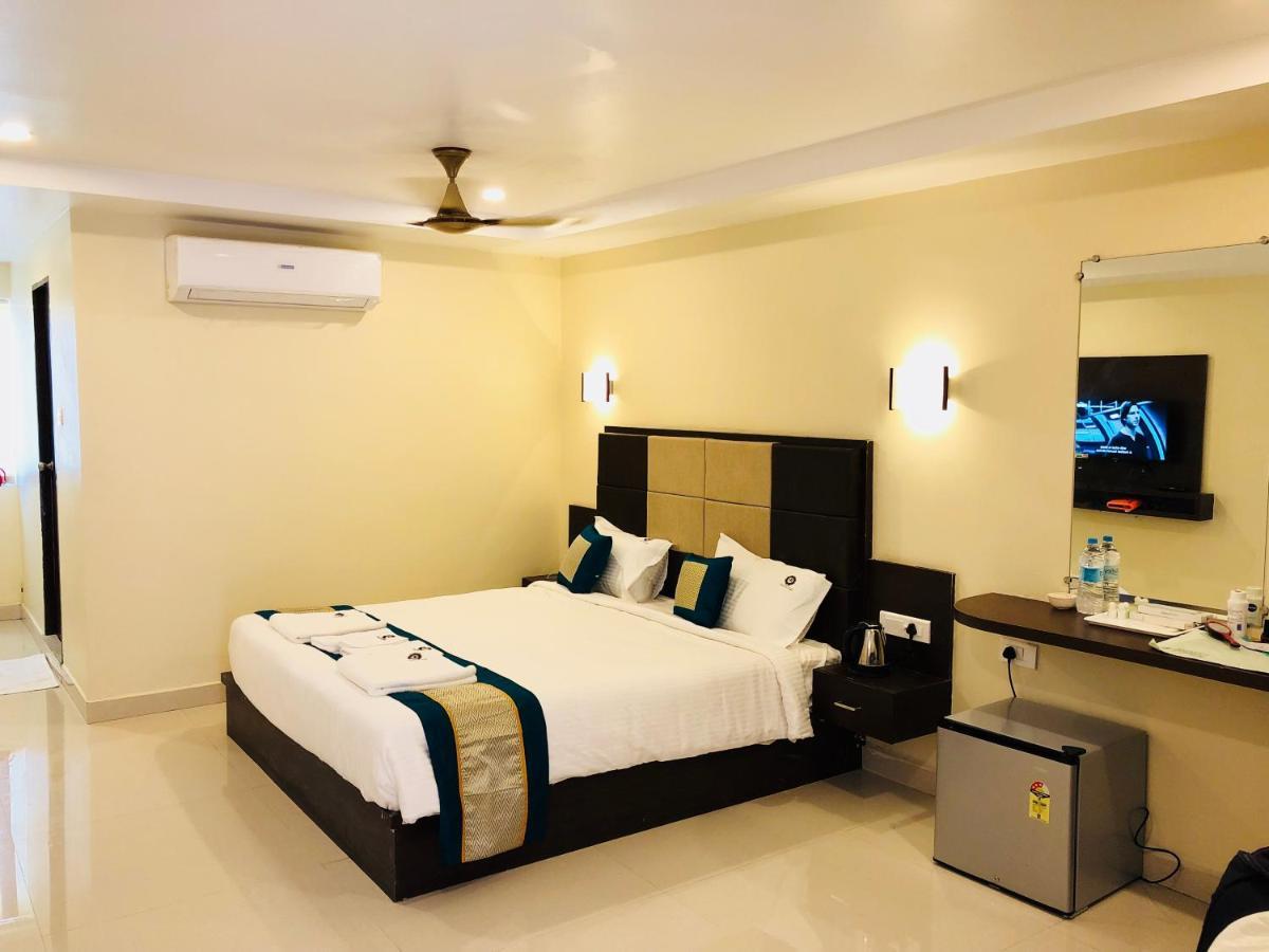 Hotel Fortune M R Grands Suluru 外观 照片